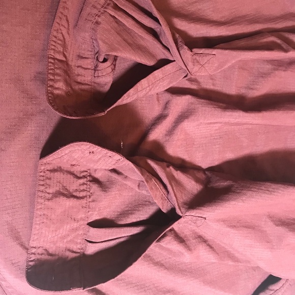 LLBean Traveler LS Wrinkle Resistant Button Down S - Picture 5 of 11